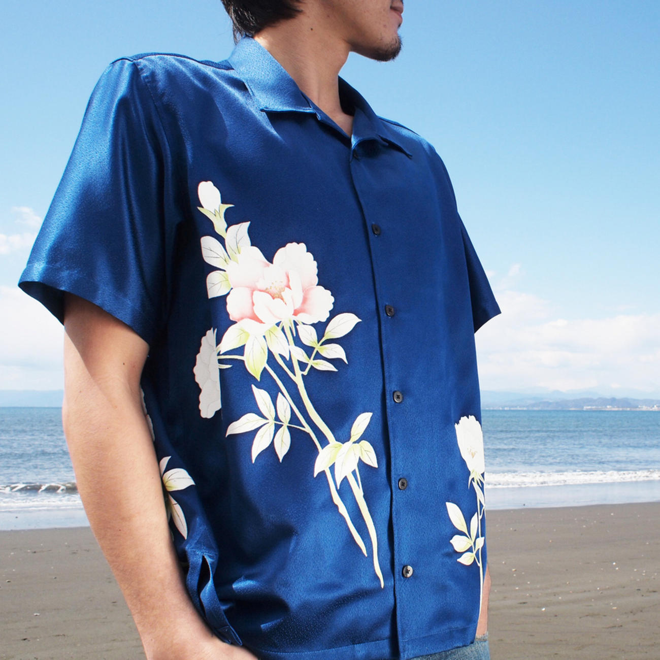 大きいサイズの和柄アロハシャツ TSUBAKI M